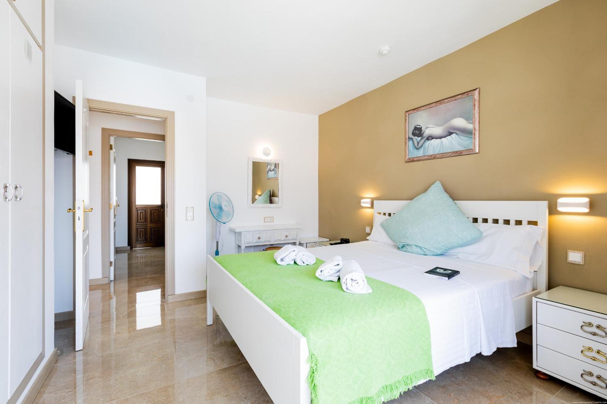 Las Floritas 23 Terrace And Swimming Pool Playa de las Americas  Exteriör bild